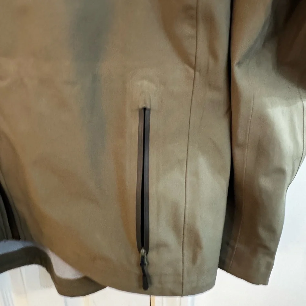 Filson LIKE NEW- Neoshell All weather XL - Picture 2 of 12